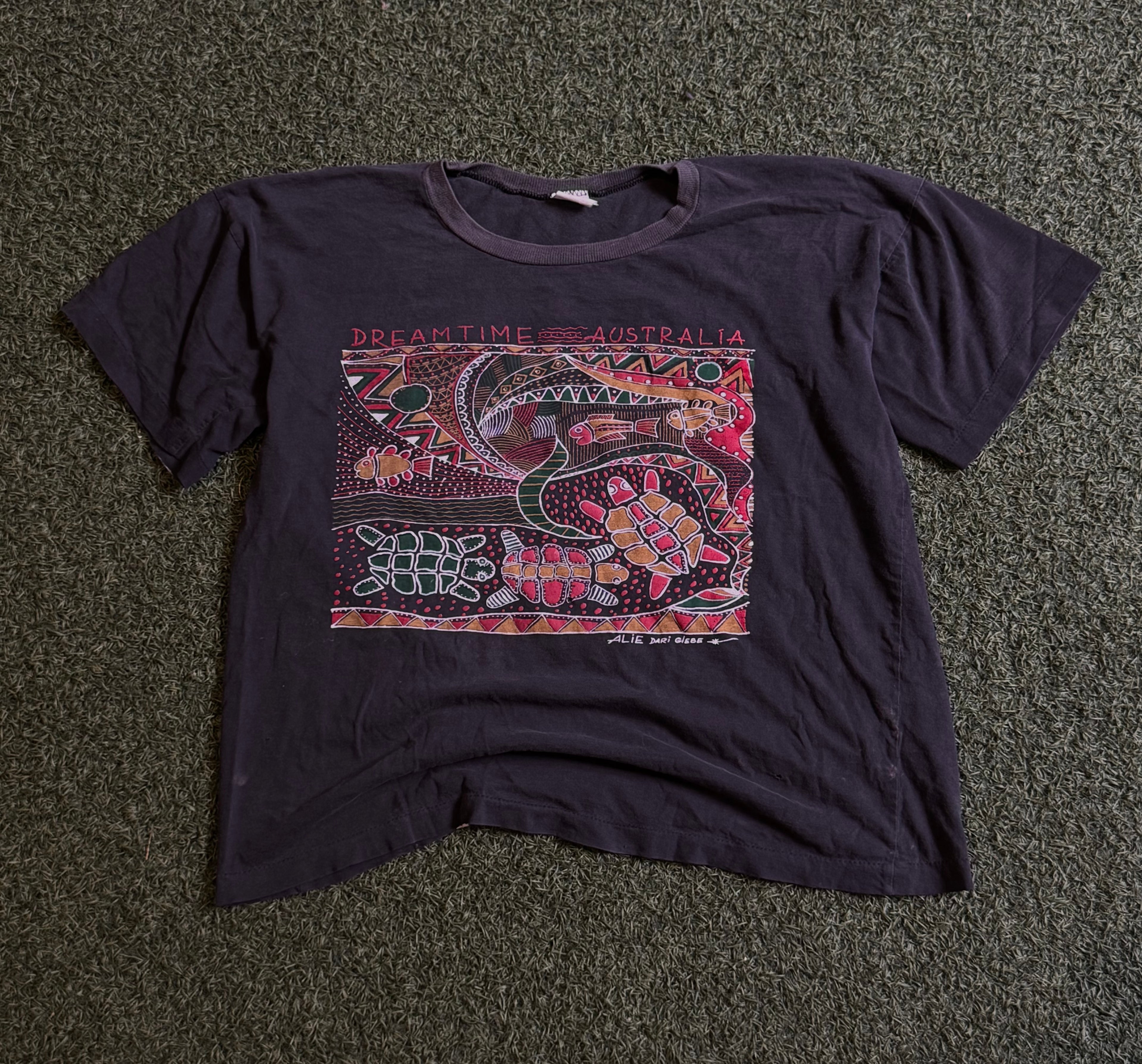 Vintage Single Stitch "Dream Time Australia" T-shirt