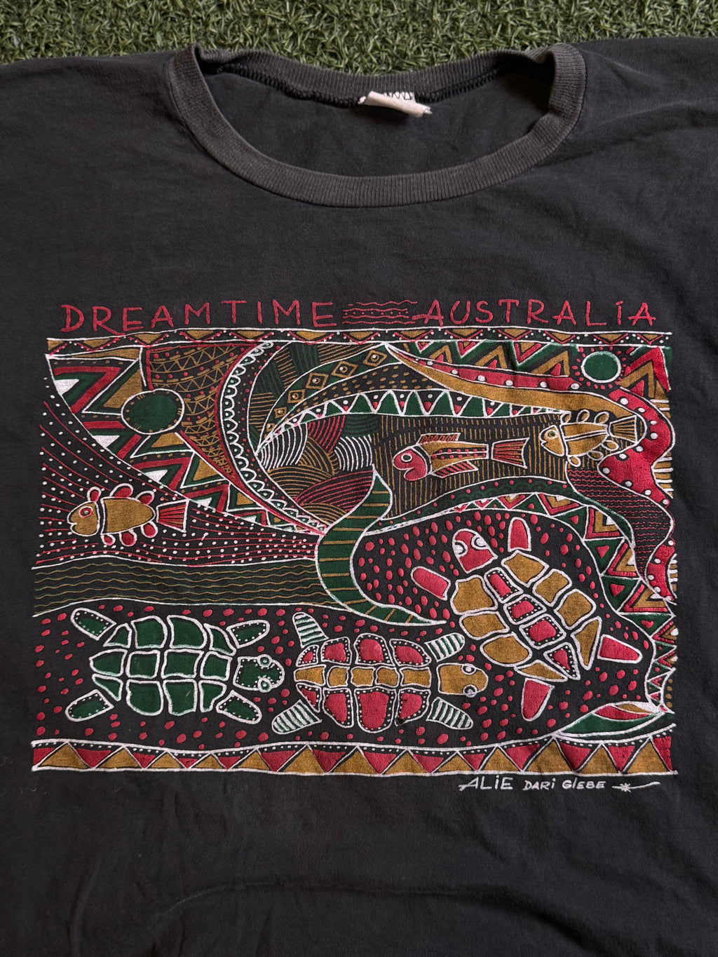 Vintage Single Stitch "Dream Time Australia" T-shirt